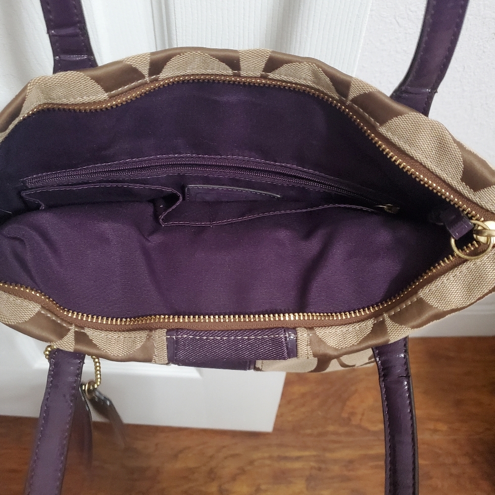 Coach Brown Tote - Picture 13 of 14